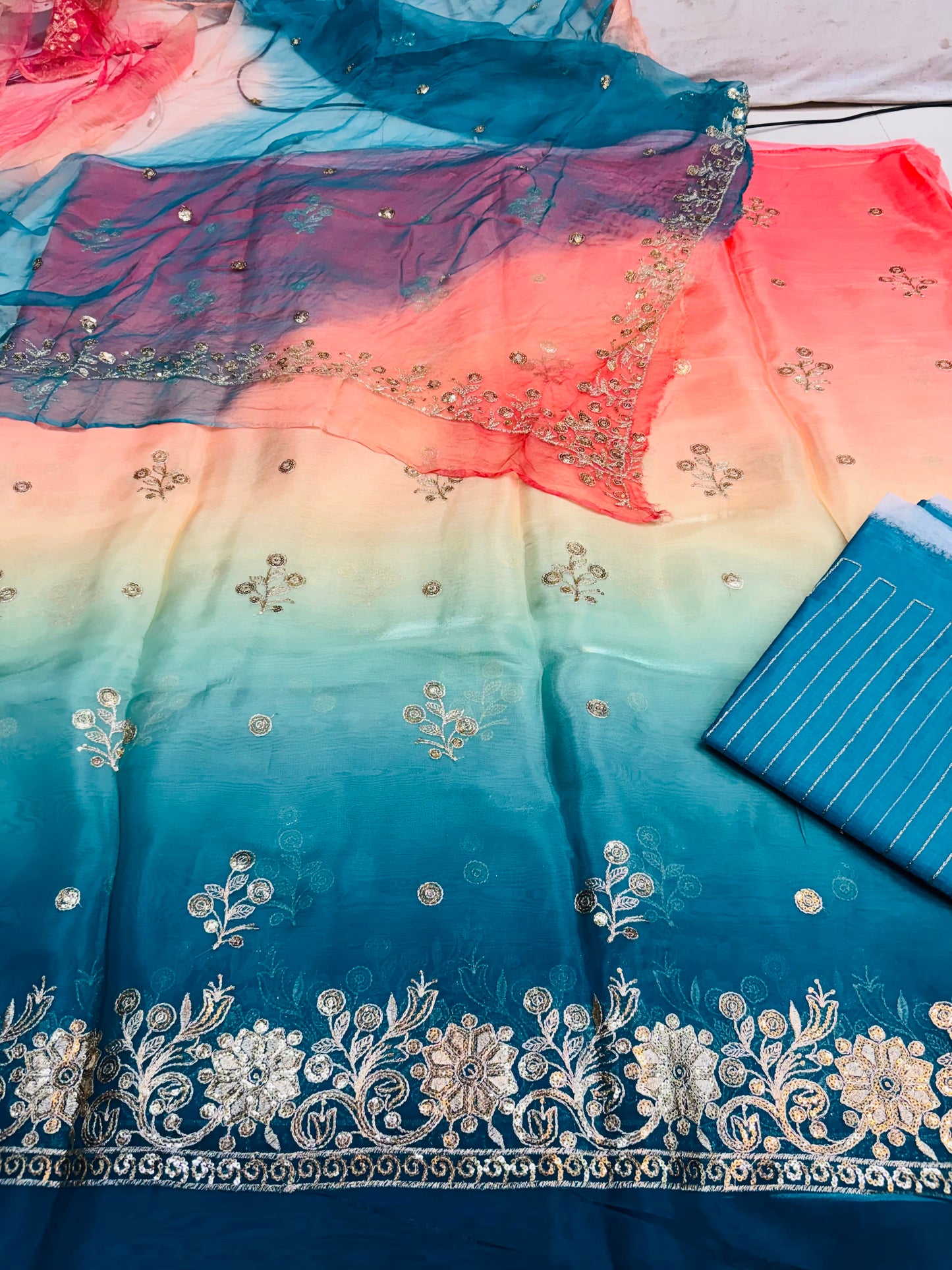 NEW 3d tora suit with magzi